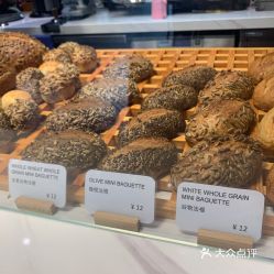 BROKKING DUTCH BAKERY的全麦谷物吐司面包好不好吃 用户评价口味怎么样 上海美食全麦谷物吐司面包实拍图片 大众点评